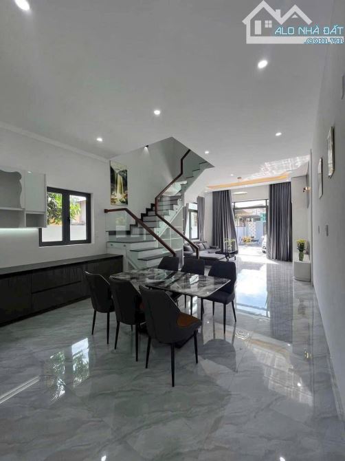 NHÀ MÊ MỚI XÂY THIẾT KẾ HIỆN ĐẠI HẺM VẠN XUÂN - Loctran - 2