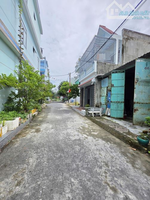 nhà trệt 2 lầu 64,6m2 3ty8 TL gần chợ 343 chỉ 200m, p.Bình Hòa, Tp.Thuận An - 2