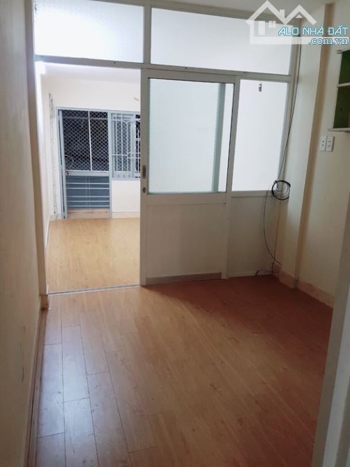 Bán nhà 28m2 hẻm thông Thành Mỹ, nở hậu hơn 3 tỷ - 2