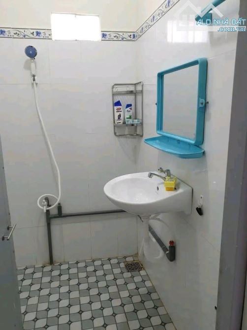 Căn nhà ngay Tân Hiệp 8, Hóc Môn giá chỉ có 850trieu với diện tích siêu rộng 109m2 sổ hồng - 2