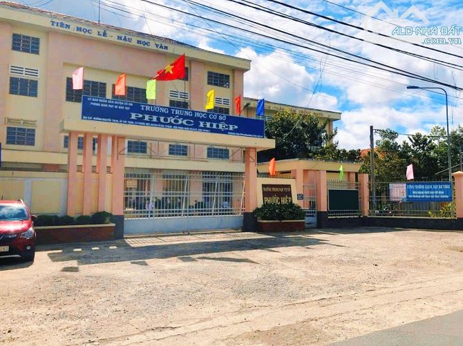 CHỦ NGỘP BANK CẦN BÁN GẤP LÔ ĐẤT GẦN TRƯỜNG  THCS PHƯỚC HIỆP - 2