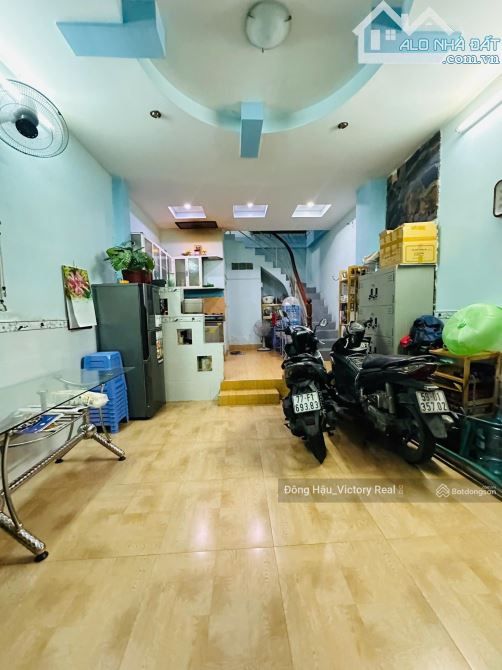 Siêu phẩm 4 tầng Phạm Văn Hai - DT 4 x 8m - 32m2 - giá chỉ 5.5 tỷ TL - 2