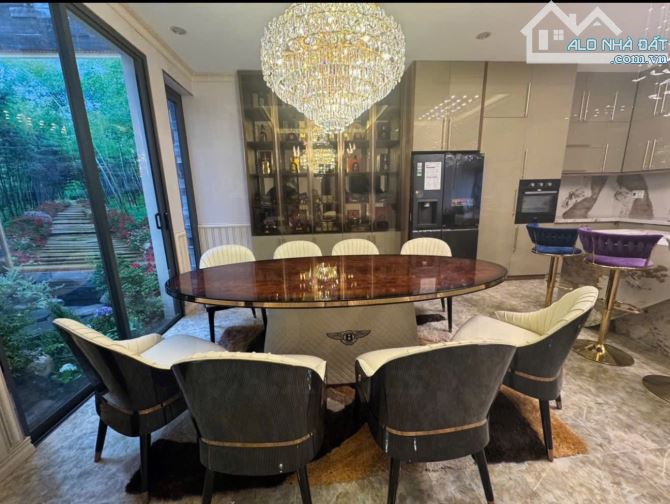 VILLA HOÀ XUÂN 200m2 SIÊU VỊ TRÍ CHỈ 21,x Tl nhẹ - 2