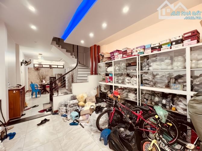 Mặt ngõ Mai Anh Tuấn, ô tô tránh, vào nhà, KD, gần phố, nhà KCBT, cho thuê 35tr/th