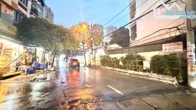 Bán nhà Nguyễn Đổng chi, dt40m, mt5,3m, ô tô vào nhà, gần phố - 2