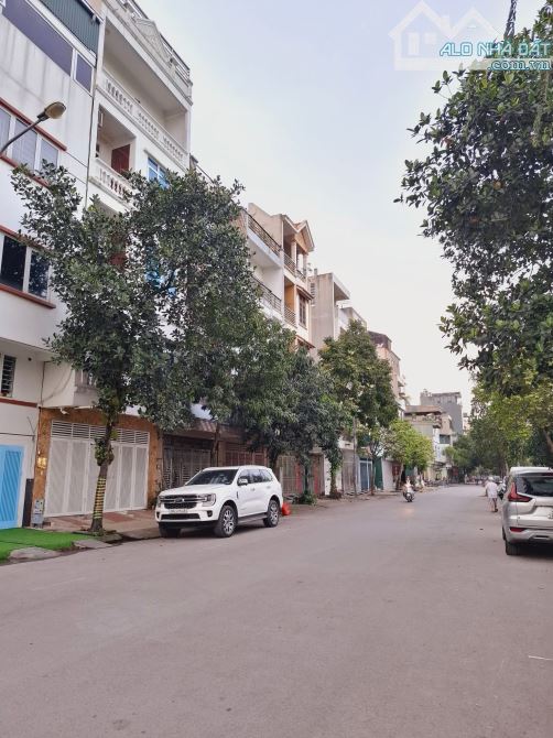 Bán Nhà Phân Lô Vỉa Hè Ô Tô Tránh Đường Đôi KĐT Văn Khê 50m 5 Tầng 14.8 Tỷ - 2