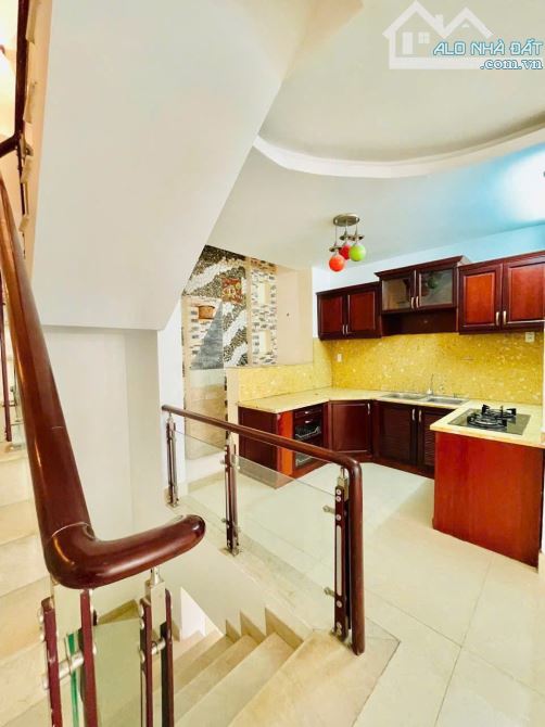Bán nhà hẻm xe hơi tránh nhau tại Nguyễn Văn Khối - Hồ Chí Minh - 2