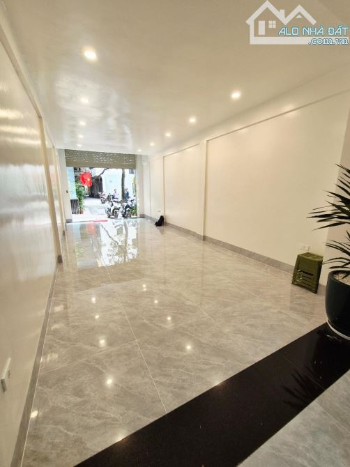 NGUYỄN TRÃI – 63M² – 6 TẦNG THANG MÁY – GARA Ô TÔ – 20.5 TỶ – NHÀ ĐẸP Ở NGAY- THANH XUÂN - 2