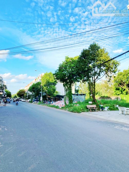 Nền đường Trần Minh Sơn khu TĐC Đại học Y Dược Cần Thơ - 2