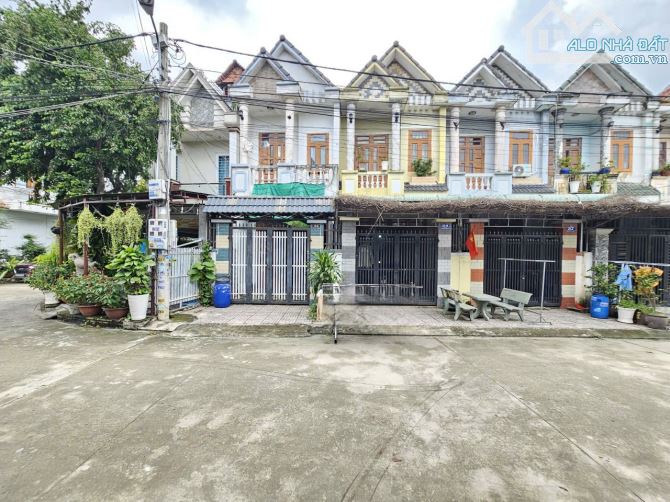 Nhà phố kdc Hoàng Hùng gần chợ Tân Long, phường Tân Đông Hiệp, Tp Dĩ An - 2