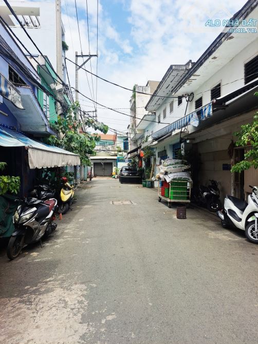 👉HƯƠNG LỘ 2 - HẺM 3 XE HƠI NÉ NHAU - SỔ A4 KHÔNG LỘ GIỚI - 47M2 (3.9x12) 2 TẦNG ĐÚC BTCT - 2