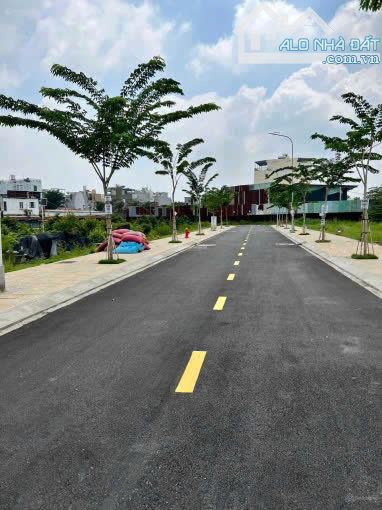 Lô đất 80m2 đường Vườn Lài, Q12. Sổ riêng, gần đại học Văn Hiến, giá 2 tỷ 550 - 2