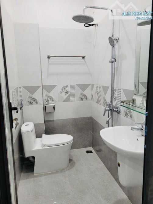 Bán nhà 2 tầng mới Hùng Vương, Hồng Bàng chỉ 1,95 tỷ. - 2
