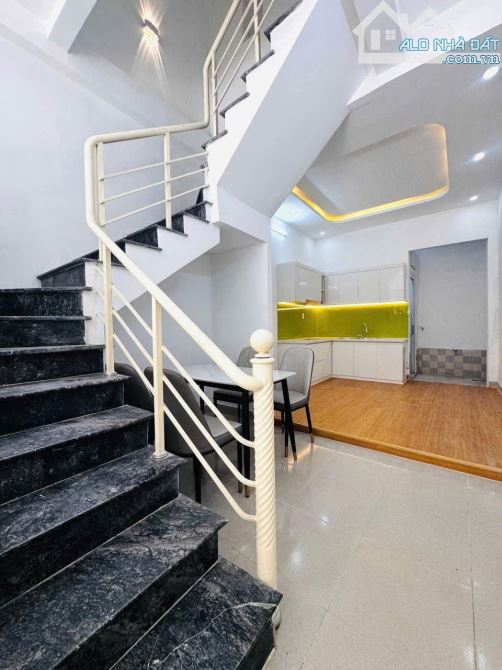 📌📌📌LÀM VIỆC TRỰC TIẾP GIÁ TỐT !!! Bán nhà 2 tầng kiệt 379 trần cao vân - 2