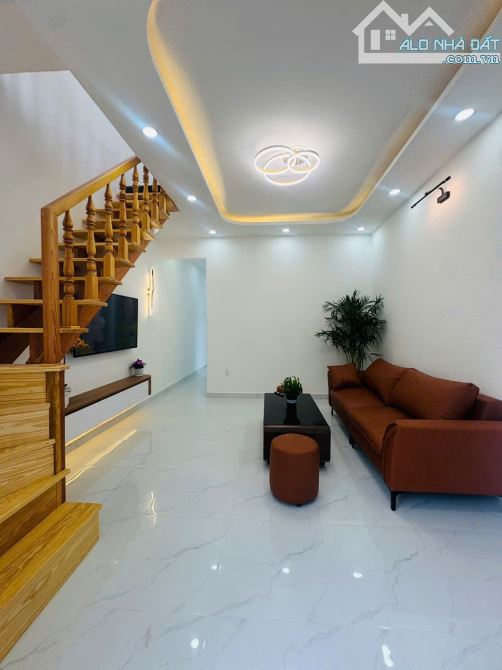 🏡BÁN NHÀ HẺM XÔ VIẾT NGHỆ TĨNH - P.LANGBIAANG - ĐÀ LẠT - NHÀ ĐẸP GIÁ RẺ CHỈ TỪ 2 TỶ✨ 550 - 2