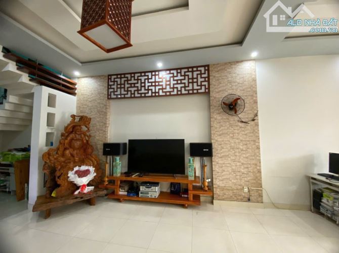 BÁN NHÀ MẶT TIỀN ĐƯỜNG HAI BÀ TRƯNG – TRUNG TÂM HỘI AN - 2
