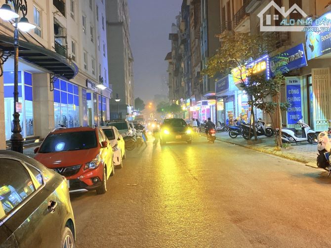 Mặt phố Trần Cung, phường Nghĩa Đô 135m2, Mt6m, lô góc KD sầm uất chỉ 30 tỷ. - 2