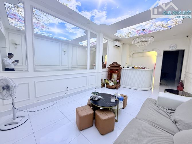 Huỳnh Khương Ninh quận 1 70m2 4 tầng giá chỉ 35 tỷ - 2