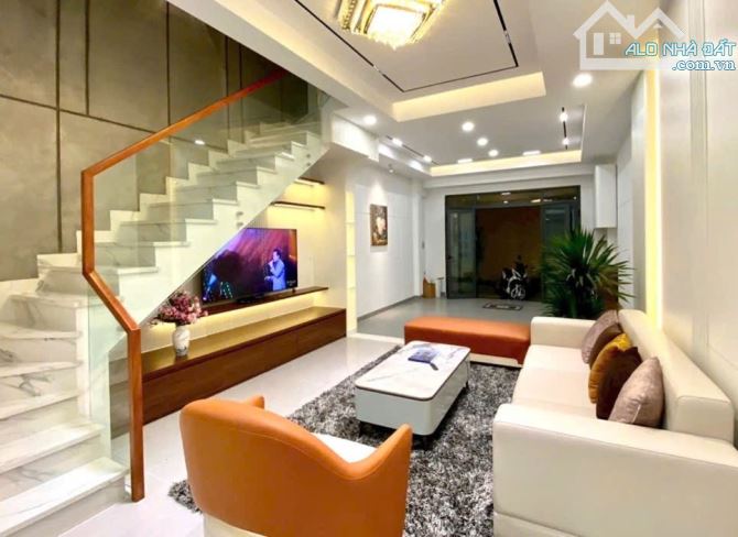 BÁN NHÀ ĐẸP 3 TẦNG HUỲNH TẤN PHÁT, Q7 – Ô TÔ VÔ NHÀ  Diện tích: 4.7 x 17m - 2