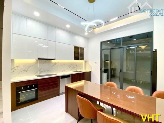 NHÀ MỚI ĐẸP , DIỆN TÍCH , 81 M2 , GIÁ ,9,7 tỷ,  HUỲNH TẤN PHÁT Q7 - 2