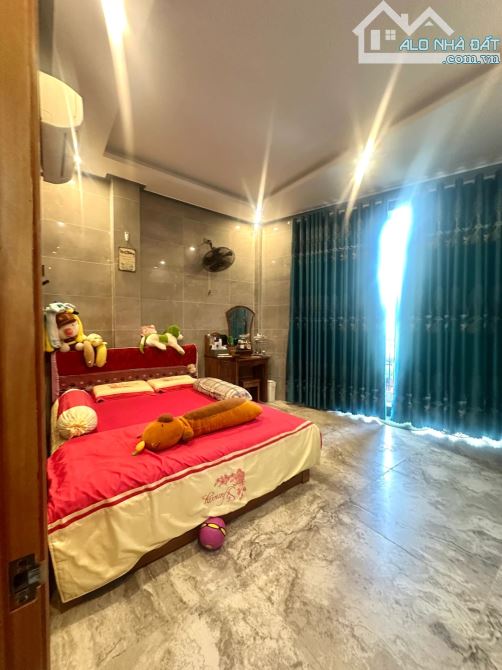 BÁN NHÀ GÓC 2 MẶT TIỀN – NGUYỄN CÔNG HOAN - 2