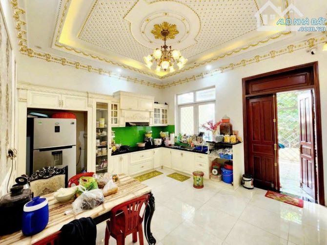 Bán nhà 1 trệt 1 lầu sổ riêng thổ cư p. Tân Hoà - 2