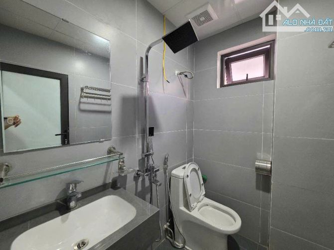 Nhà Lê Trọng Tấn - 32m, Gần Hồ, 5m ra oto - 2