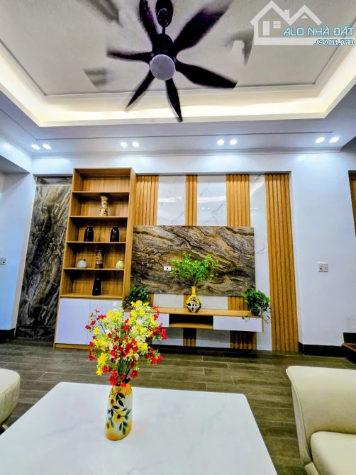 ❤️chủ bán Nhà 4 tầng Kinh Doanh Buôn Bán ngõ phố Ngô Quyền - 2