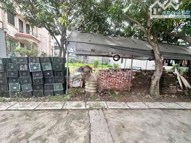🔥 🔥 🔥 chính chủ gửi bán 3lô công luân 1 diện tích:62,5 .66,0.69,2 đều nở hậu xung quanh - 2