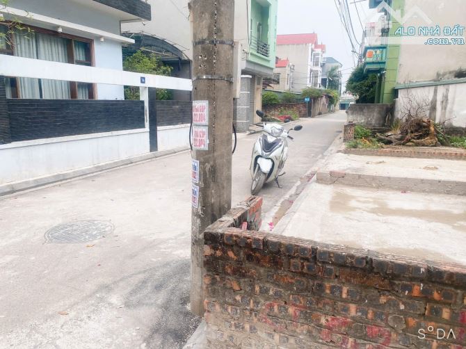 Bán đất đẹp chỉ hơn 4 tỷ, 62m2 MT 4,08 nở hậu thôn Đoài, Nam Hồng. - 2