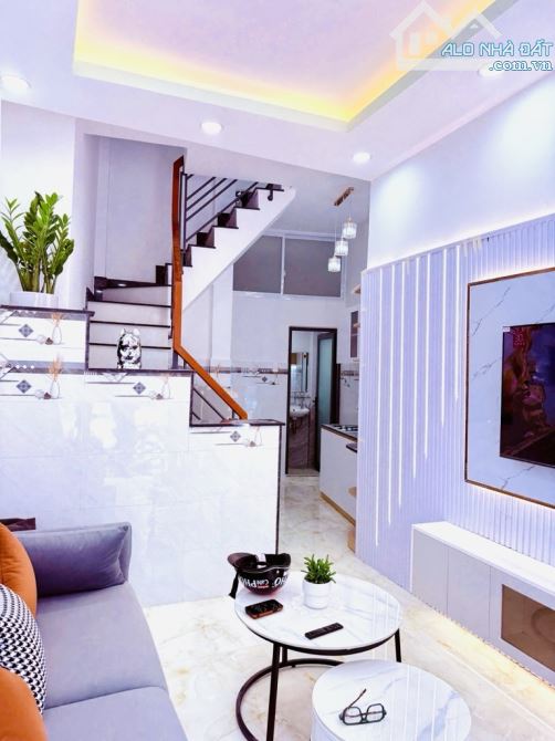 MẶT TIỀN KINH DOANH, 2 TẦNG, VỪA Ở VỪA KINH DOANH, SHR, CAO XUÂN DỤC, P12 Q8. CHỈ 5,5 TỶ - 2