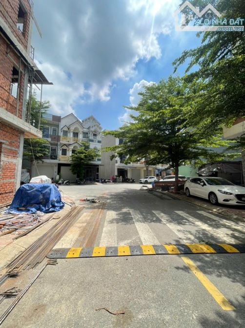 Bán nhà KDC Phú Gia Huy Tặng Full Nội Thất, p.Bình Chuẩn, Tp.Thuận An chỉ 4,75 tỉ TL M7641 - 2