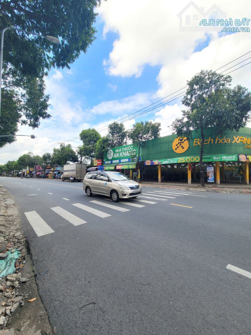 Bán nhà 1 trệt 3 lầu MT đường Hai Bà Trưng p.Đông Hòa Tp.Dĩ An chỉ 12ty TL M7650 - 2