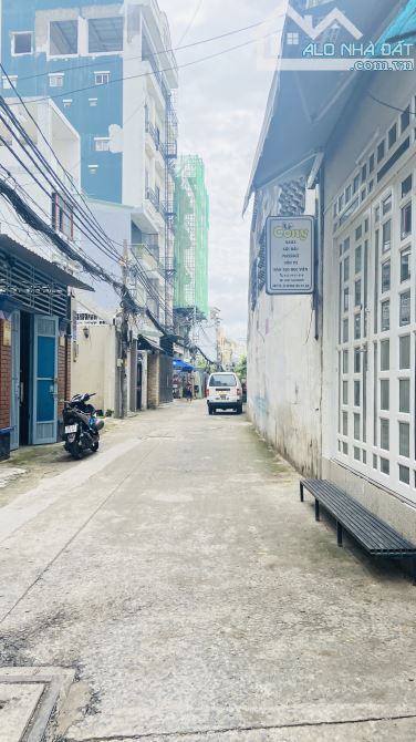 Bán nhà hẻm ô tô đường Âu Dương Lân, Quận 8, diện tích 94m2, 3 lầu 4PN, 5 Wc - 2