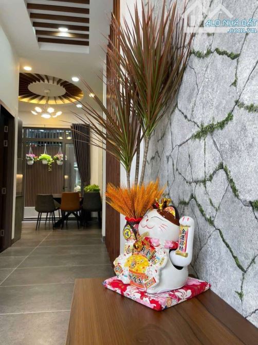 Bán nhà Mặt tiền Trần Thủ Độ, 4 tầng chỉ 8.9 tỷ thương lượng - 2