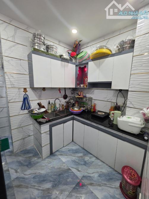 🏡 BÁN GẤP NHÀ TRUNG TÂM – QUẬN 1 – TRẦN ĐÌNH XU – 50M² – CHỈ 7.5 TỶ 🏡 - 2