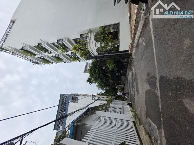 Bán 106m2 đất ngọc thụy ngõ ô tô gần phố cực hiếm - 2