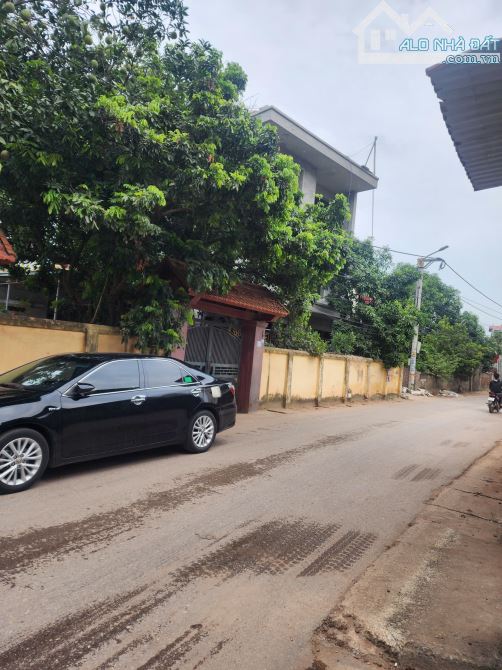 Bán đất thổ cư Lãm Trại . dt 57m. mt 4.2m . Hướng T . giá 1 ty7 - 2