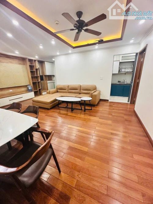 CẦN BÁN GẤP CHCC NGUYỄN HUY TƯỞNG 3 NGỦ, 2 WC FULL NỘI THẤT DT 90M2 CHỈ 7.6 TỶ. - 2