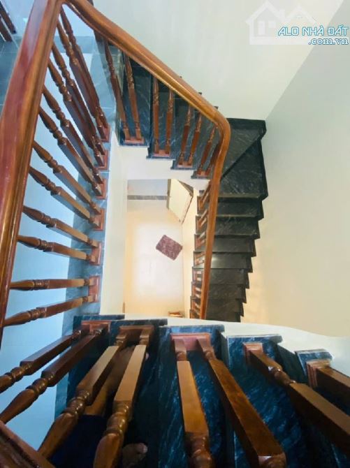 LÊ QUANG ĐẠO -55M*4T - MẶT NGÕ TRẢI NHỰA - CÁCH 1 NHÀ RA Ô  TÔ  TRÁNH - DÂN XÂY - 2