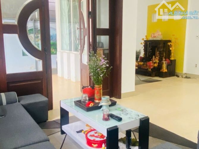 NHÀ BIỆT THỰ HẺM QUANG TRUNG, DT 10X26, GIÁ 6 TỶ - 2