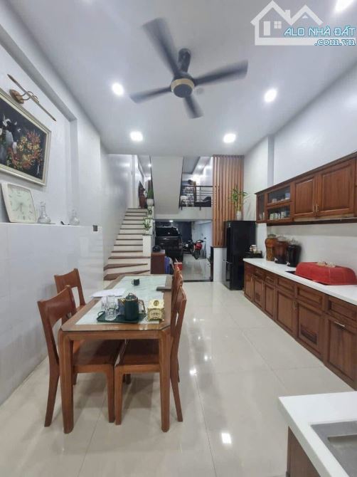 Nhà Mặt Tiền Chợ Hạnh Thông Tây, Đường Nhựa 10m Quang Trung Gò Vấp 9.45Tỷ 66m2(4x17) 4Tầng - 2