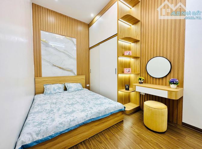 Bán nhà Phố Trạm, Long Biên 36m2, 4 tầng, mt 6m, ô tô đỗ gần, 6.8 tỷ - 2
