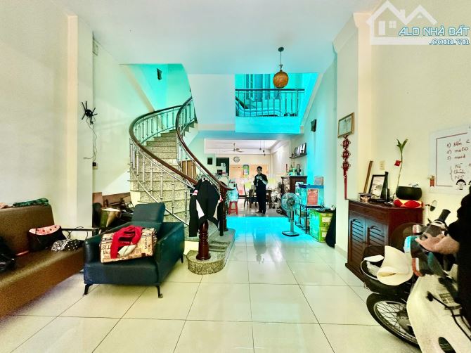 Nhà Cho Thuê Nguyên Căn Hẻm Trường Sa Bình Thạnh - 2