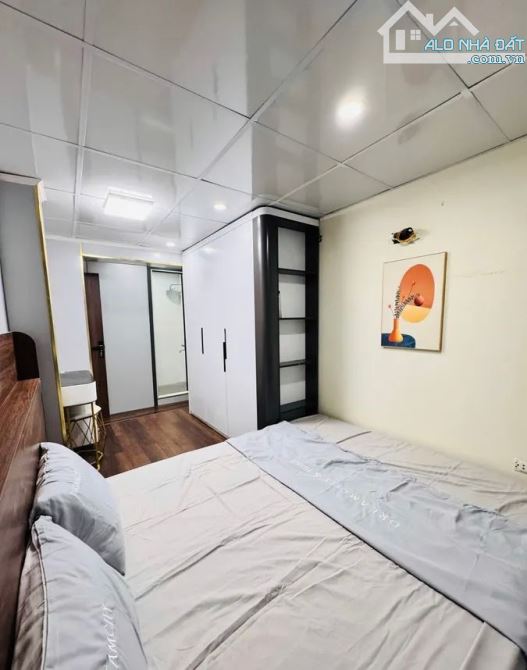BÁN GẤP TẬP THỂ VIP1 – TẦNG 3, HỒNG MAI, HAI BÀ TRƯNG. 80M2 – 2PN. 3,85 TỶ - 2
