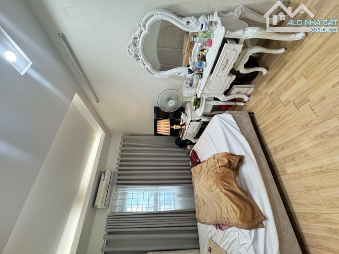 CỰC HIẾM – CHUNG CƯ NỘI THẤT ĐẸP – MẶT VÀNH ĐAI 3 NGUYỄN XIỂN – 68m² CHỈ 4 TỶ - 2