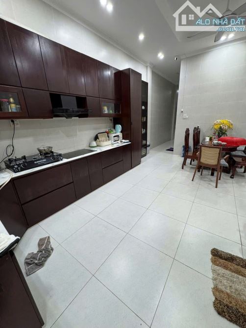 Cần Bán Nhà MT đường Xuân Hồng,Gần FPT, SIS,Nam Cần Thơ,Trung Tâm CTCH 6 Tỷ 1 (Đông Nam) - 2