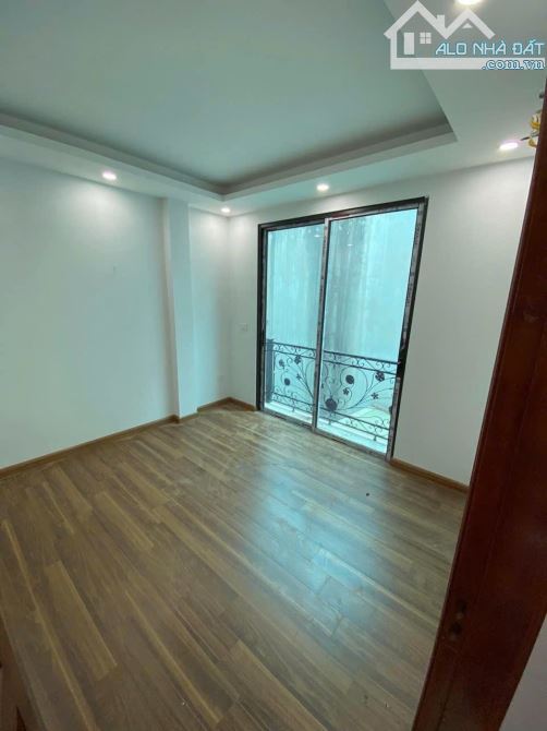 BÁN NHÀ ĐẠI LINH-TRUNG VĂN_NHÀ ĐẸP Ở NGAY_80M RA PHỐ_FULL ĐỒ_37M2*4 TẦNG*MT4M*8 TỶ - 2