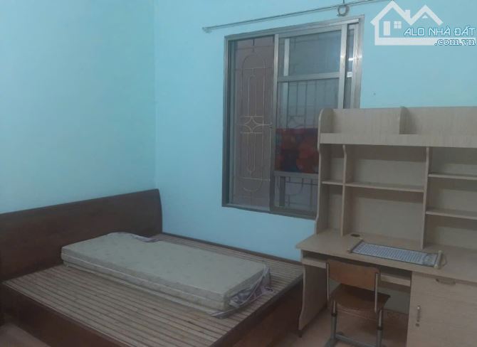 Cho thuê nhà liền kề ngõ Phương Liệt, Phương Liệt, Thanh Xuân. DT 65m x 4 tầng, giá 14tr - 2