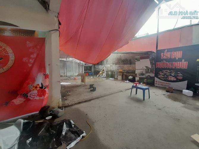 Chủ Vay Bank 50 tỷ - Bán lô đất Mặt Phố Linh Đàm 600m2, Mặt tiền 24,5m, Giá 165 Tỷ